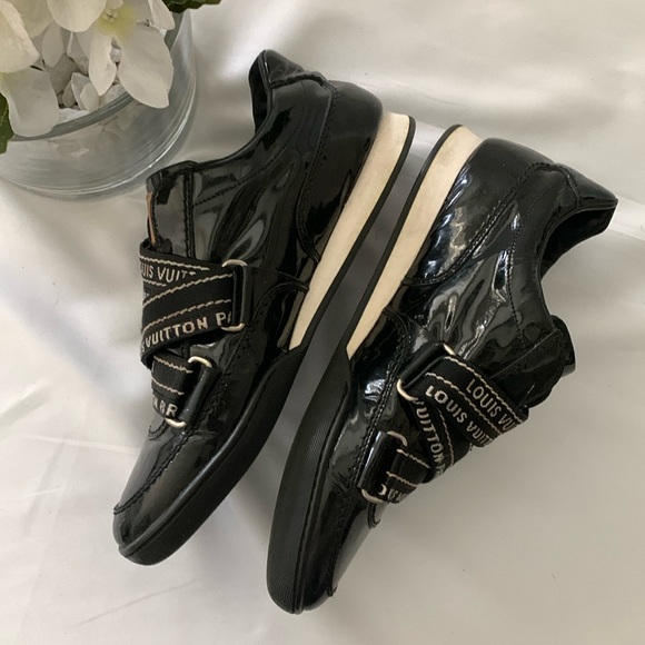 LOUIS VUITTON Black Patent Leather Trainers - Picture 4 of 16
